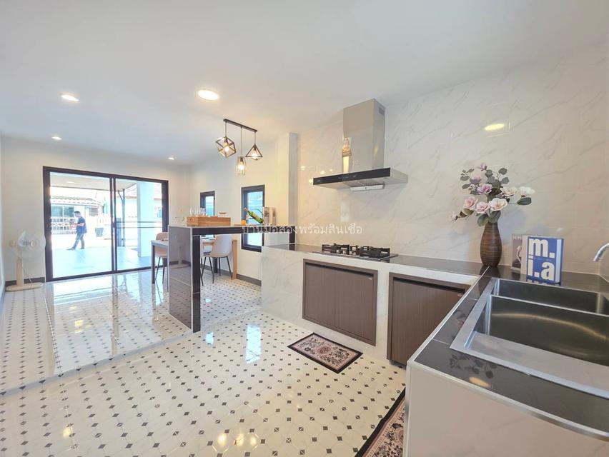 หมู่บ้านซื่อตรง ถนนสุวินทวงศ์ 29 16