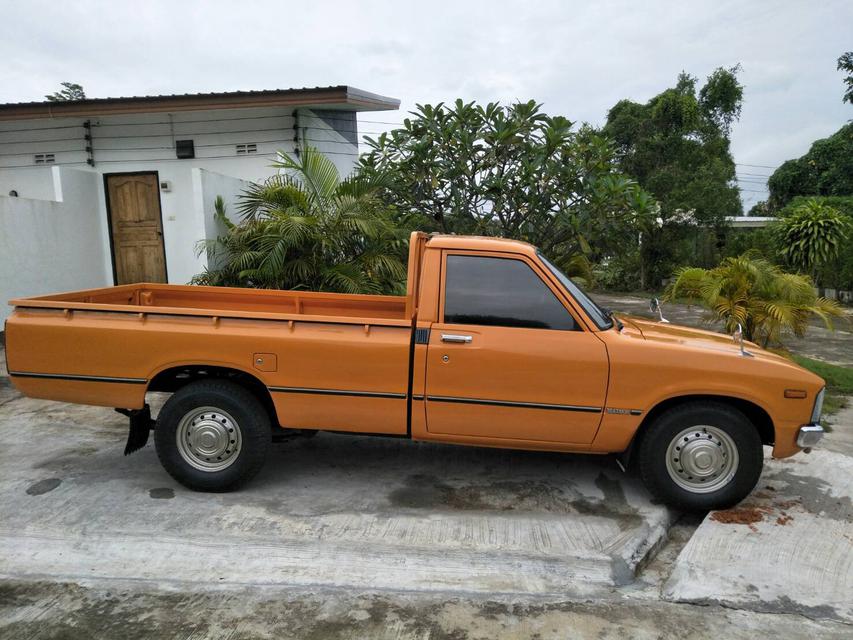 ขายรถ TOYOTA RN40 อ.เมือง จ.มุกดาหาร 3