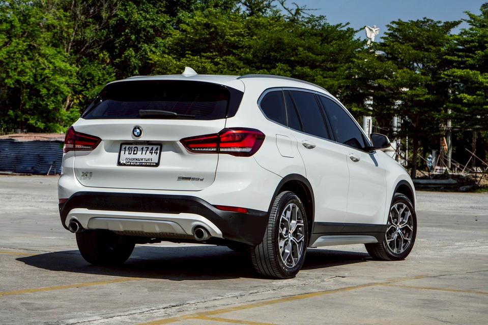 BMW X1 2.0 sDrive20d xLine F48 AT 2021 รูปที่ 8