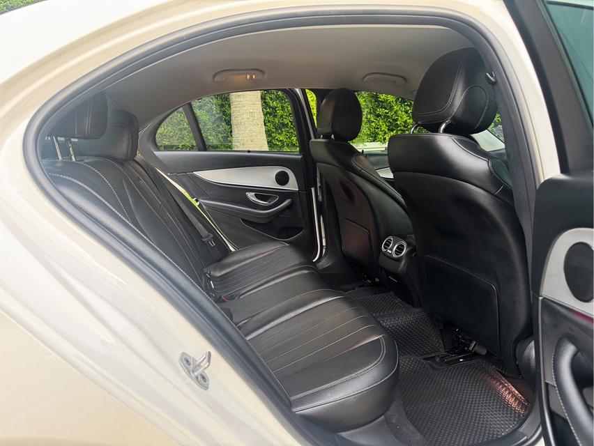 รหัสรถ AVA1502 ☃️  Benz E220d Sport Edition ปี 2021 ดีเซลล้วน 12