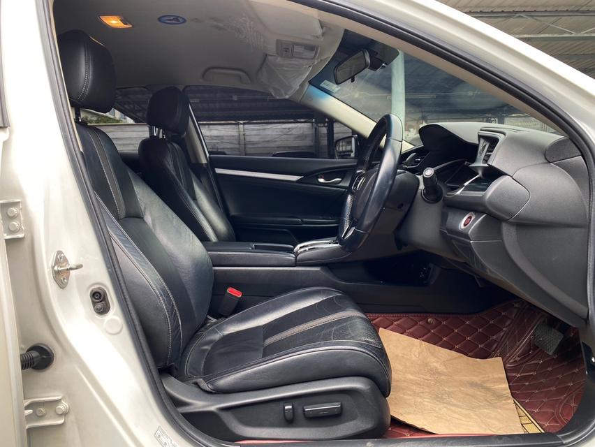 Honda Civic FC 1.8EL ปี2019 เลขไมล์ 110,xxx km 10