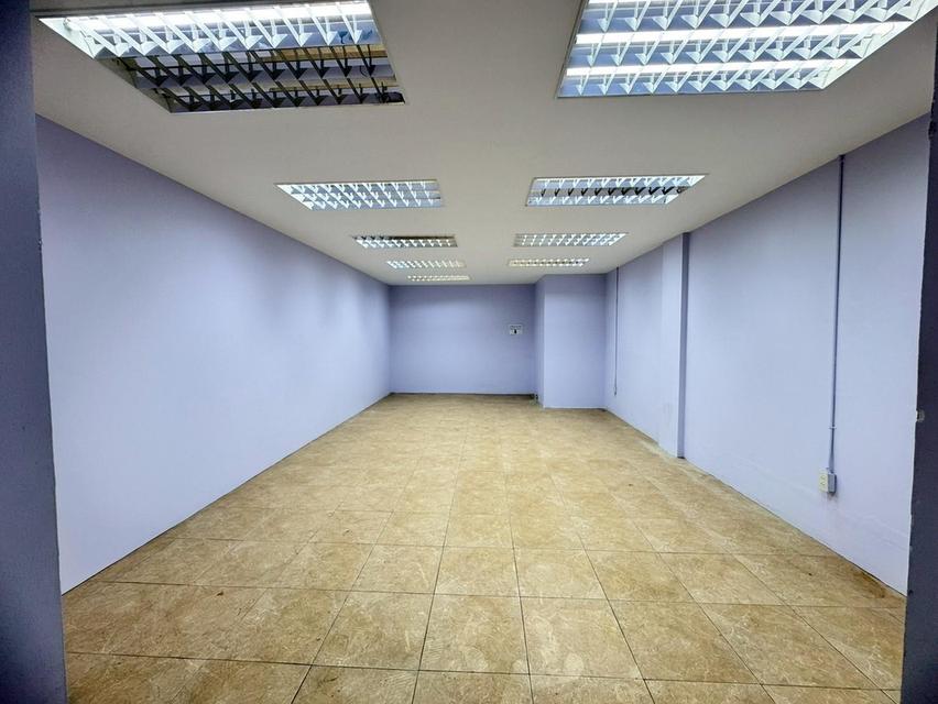 ให้เช่าอาคารพาณืชย์ ชั้น 1 และชั้นลอย อาคารโล่งสวย ติดถนนรามคำแหง (N.1920) 15