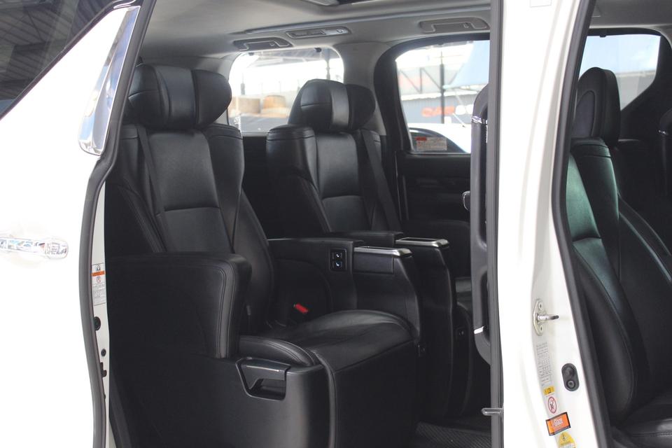 รหัสรถ JRS2055 TOYOTA VELLFIRE 40 Look ปี 2017 19