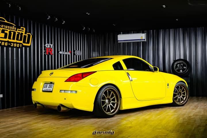 Nissan 350 Z สีเหลือง 4