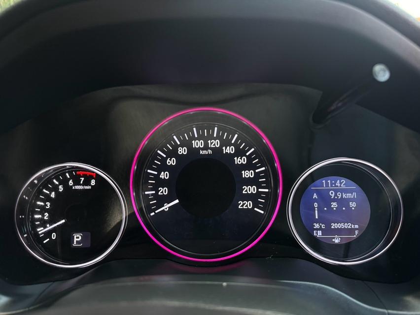 Honda Hrv 1.8E Sunroof AT 2015 สีขาว รูปที่ 15