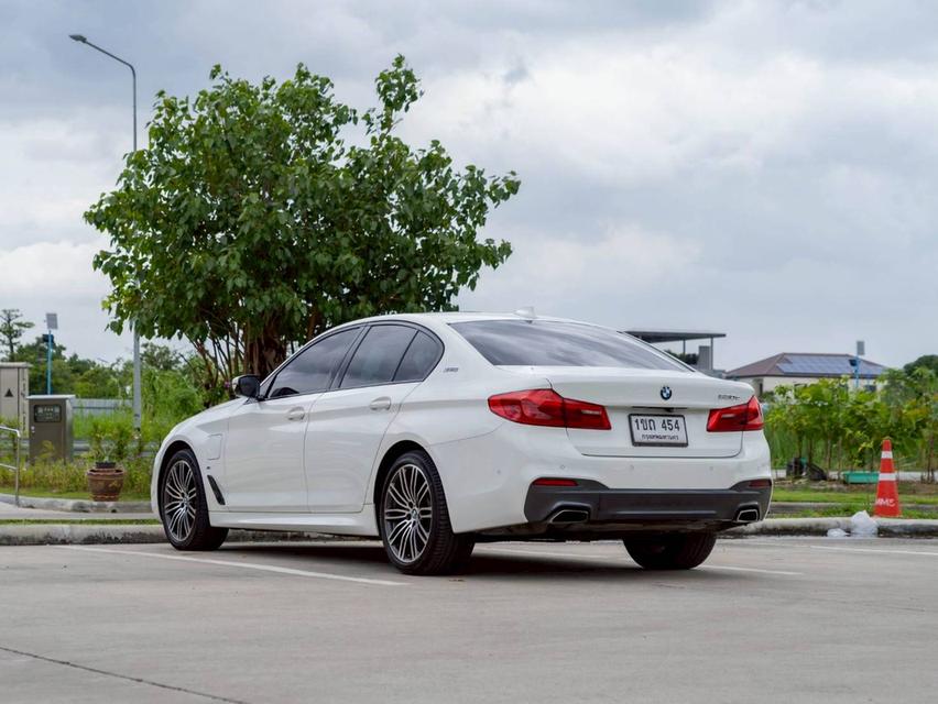 BMW 530e 2.0 M Sport Plug-in Hybrid ปี 2018
