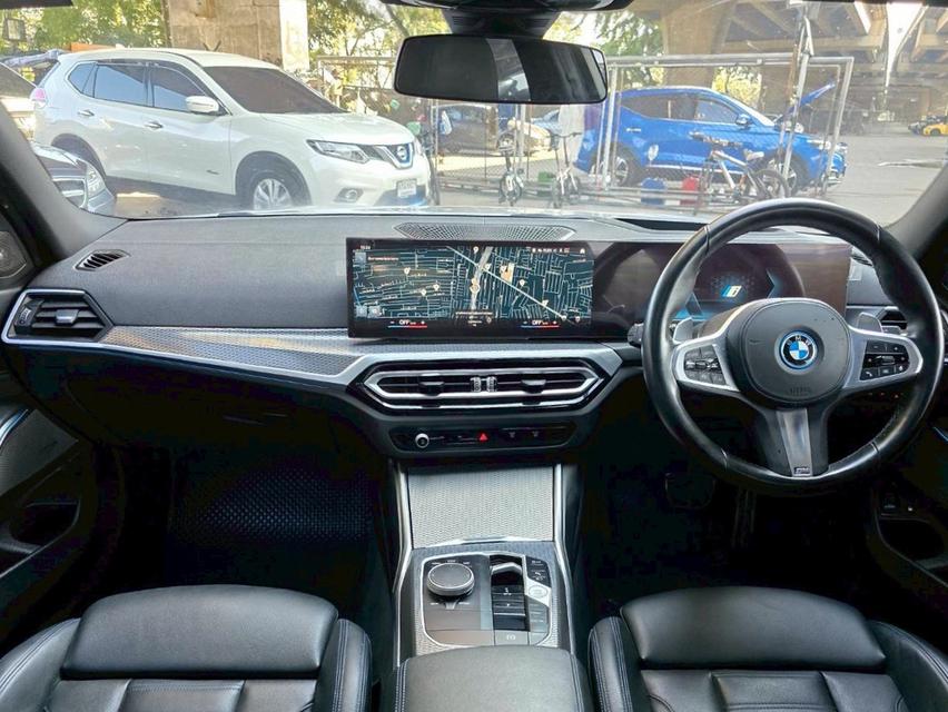 รหัสรถ WMT1836 📌BMW 330e M SPORT G20 LCI ปี 2023 รูปที่ 5