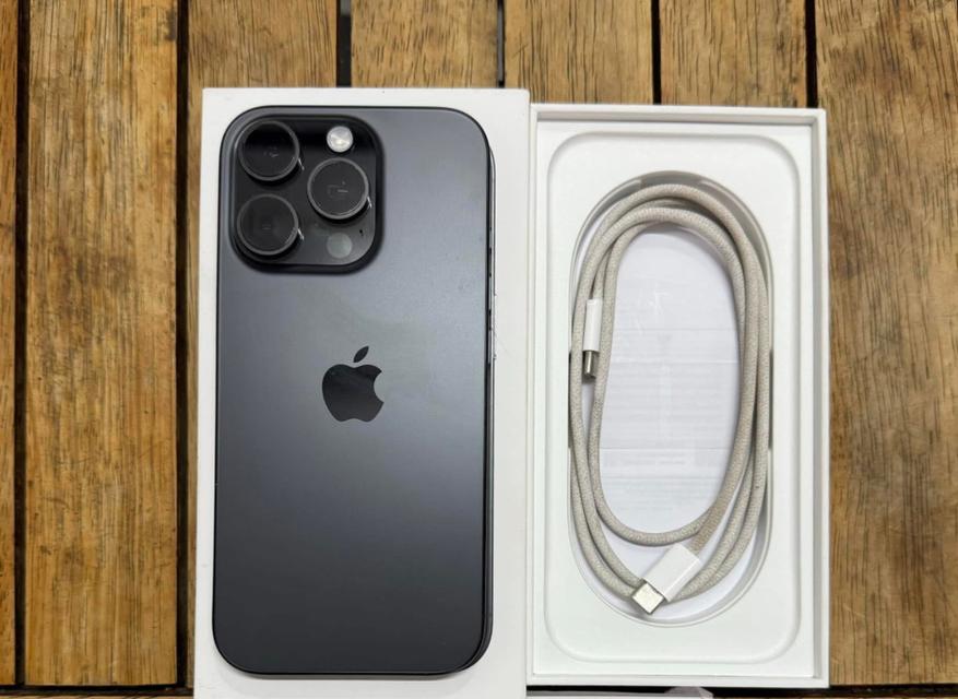 ปล่อย iPhone 16 Pro Black Titanium 