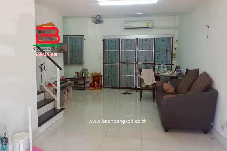 ขายทาวน์เฮ้าส์ 2 ชั้น หมู่บ้านเดอะคอนเนคอ่อนนุช 2 (ใกล้ตลาดประเวศ) เนื้อที่ 21.4 ตรว. แขวงประเวศ เขตประเวศ 4