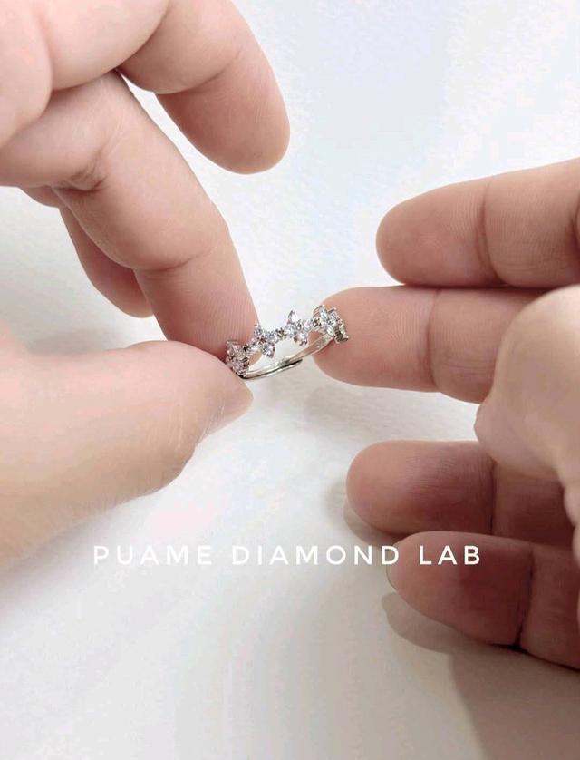 แหวนเพชรแท้ เพชรดี เพชรน้ำงาม พร้อมใบรับประกันสินค้า ราคามิตรภาพ รับสั่งทำในแบบที่ต้องกาที่ร้านปุอามี่ Diamond Lap Rama2(095-8894732)