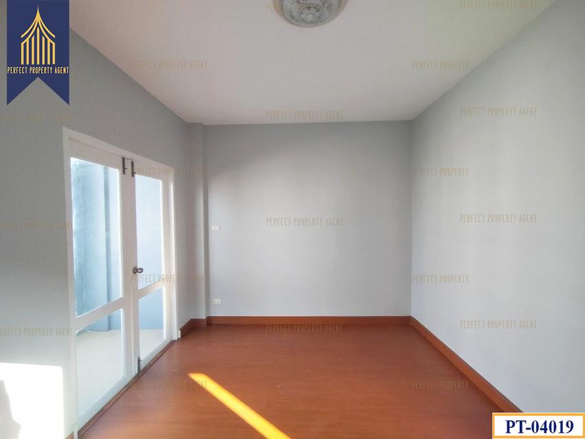 ขาย ทาวน์โฮม 3 ชั้น หลังมุม เดอะ บัลโคนี่ โฮม รีโนเวทใหม่ ประเวศ กรุงเทพฯ 19