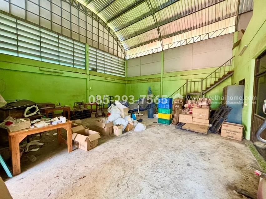 ขายที่ดิน พร้อมโกดัง ย่านวัดลาดปลาดุก บางบัวทอง ซอยเลียบคลองนายหลีก พื้นที่ 228 ตารางวา สภาพพร้อมใช้งาน คุ้มค่า น่าลงทุน ใกล้เซ็นทรัลเวสต์เกต 7