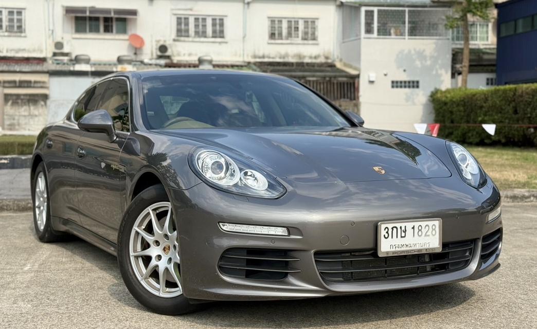 Porsche Panamera S Plug in Hybrid