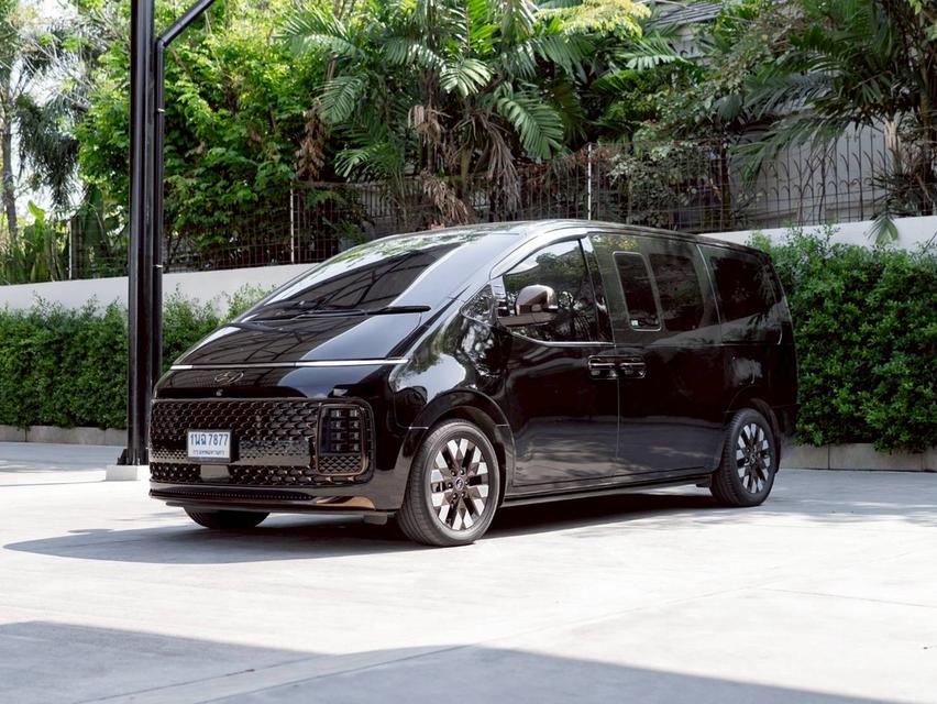 Hyundai Staria 2.2 Premuim Sunroof ปี2022