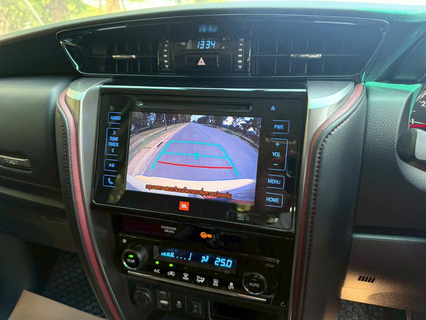 TOYOTA FORTUNER 2.8 TRD SPORTIVO 2WD ปี 2016 สีขาว ไมล์ 90,xxxkm. 16