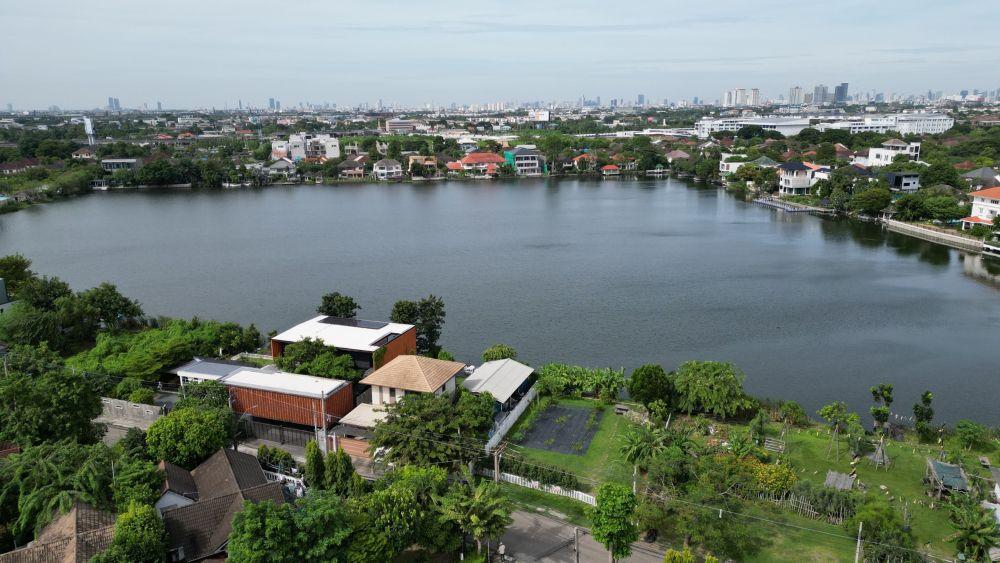 ขายที่ดินเปล่าถมแล้วขนาด 116 ตร.ว. ติดทะเลสาบ หมู่บ้านสัมมากร รามคำแหง 110 เขตสะพานสูง กรุงเทพฯ ทำเลทอง บรรยากาศร่มรื่น 1