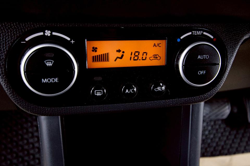 SUZUKI SWIFT 1.5 GL  2012  12