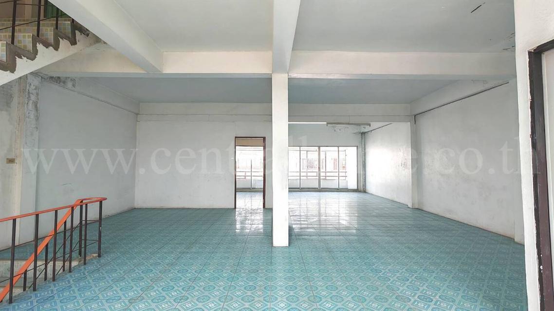 อาคารพาณิชย์ 4 ชั้นครึ่ง 2 คูหา ถนนพหลโยธิน (รังสิต - นวนคร) ใกล้ตลาดไท ถูกมาก 17