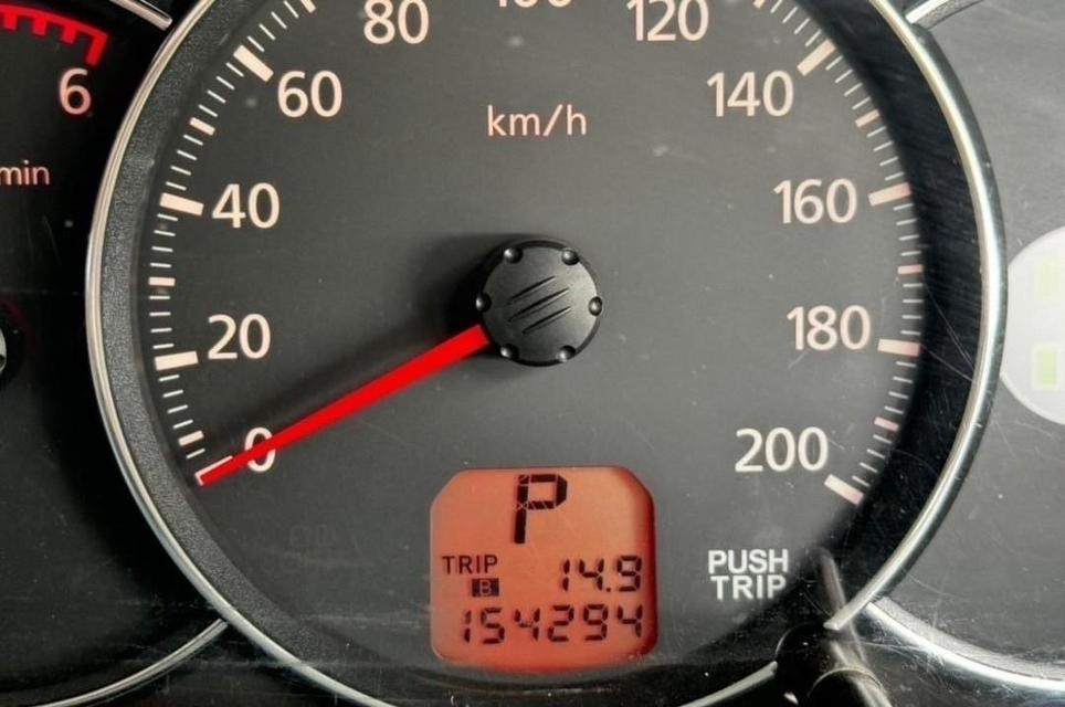 Mitsubishi PAJERO 2.5GT Sport (4WD) ดีเซล เกียร์ออโต้  ปี2012จด2015 17