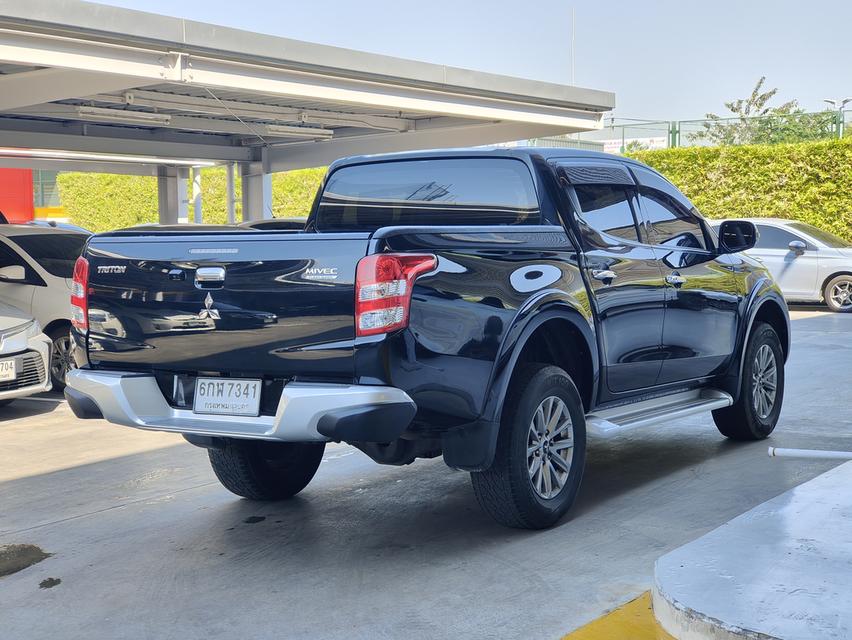 Mitsubishi Triton 2.4 D-Cab Plus AT ปี 2017 3