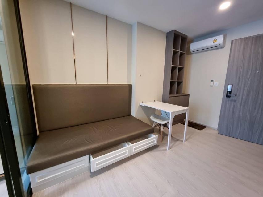 ให้เช่า Knightsbridge Paholyothin Interchange, 35 ตร.ม.,ชั้น 11 FULLY FURNISHED วิวสระ 2
