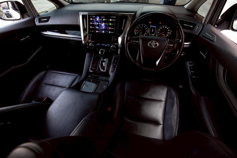 TOYOTA ALPHARD 2.5 SC PACKAGE สีขาว ปี 2019  มือเดียวป้ายแดง  10