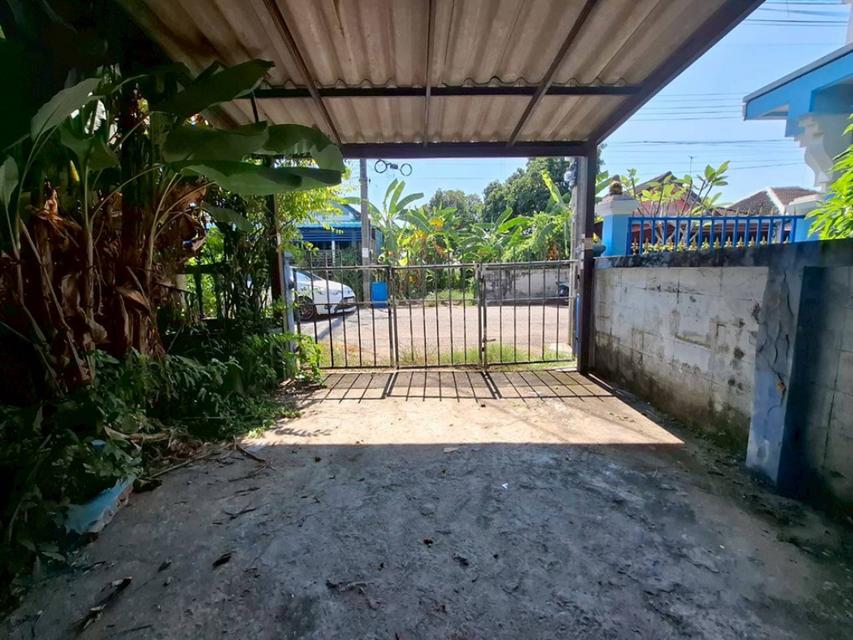 ขาย ทาวน์เฮาส์ หลังมุม บ้านเธียรทอง 2 คลอง 12 หนองจอก 20 ตรว. 2 ห้องนอน 2 ห้องน้ำ ต่อเติมครบครัว โรงจอดรถ ทำเลดี ใกล้ตลา 4