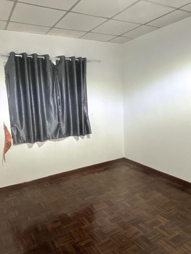 ขายบ้านเดี่ยว 2 ชั้น พร้อมอยู่ ซอยฉลองกรุง 25 เขตลาดกระบัง จังหวัดกรุงเทพมหานคร 11