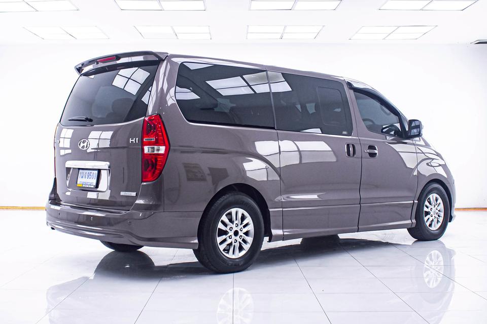 HYUNDAI H1 2.5 DELUXE 2014  12