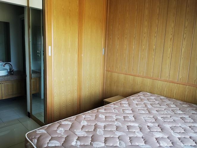 ขายวรัญญา เอ็กซํเซ็คคิวทิฟ คอนโดมิเนียม ตกแต่งพร้อม 1 ห้องนอน 1 ห้องน้ำ เห็นทะเลริมหาดแสงจันทร์ 5