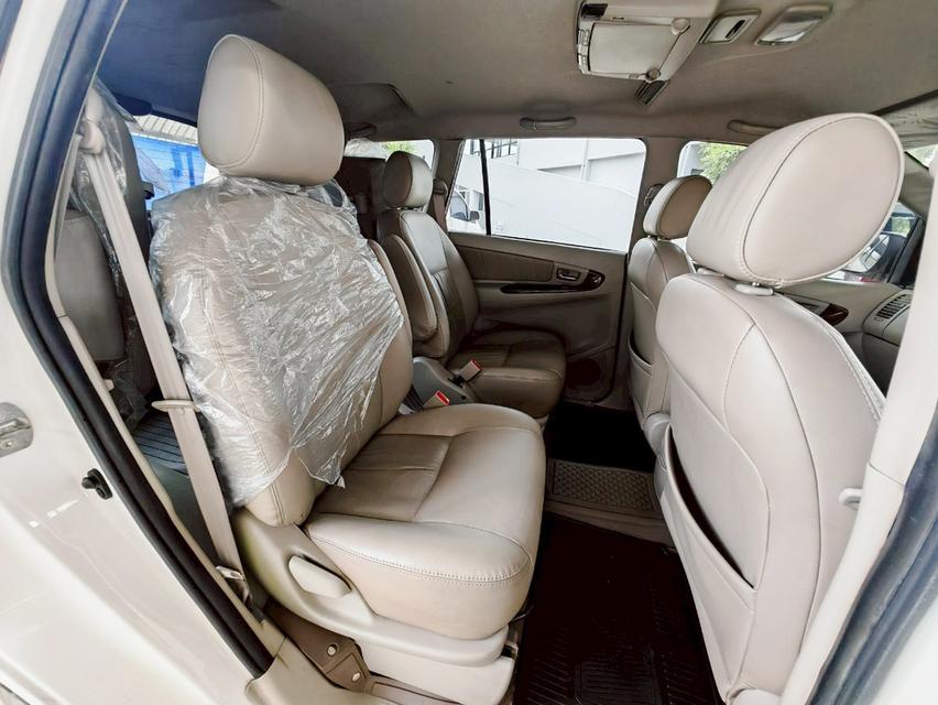 2013 TOYOTA INNOVA  2.0V 11