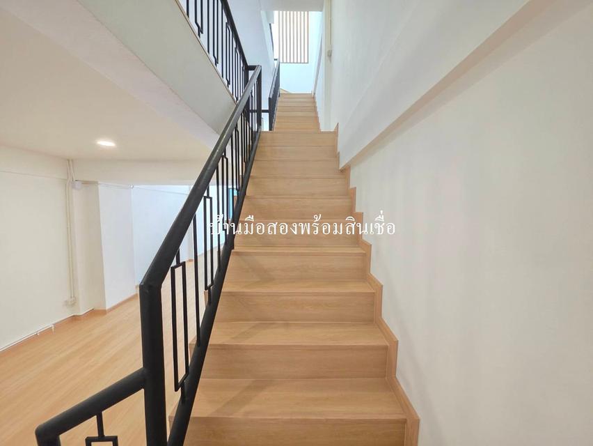 ถูกสุดในย่านนี้ อาคารพาณิชย์ 3 ชั้น ทำเลทอง เพียง 3.65 ล้าน "รามคำแหง 180" 9