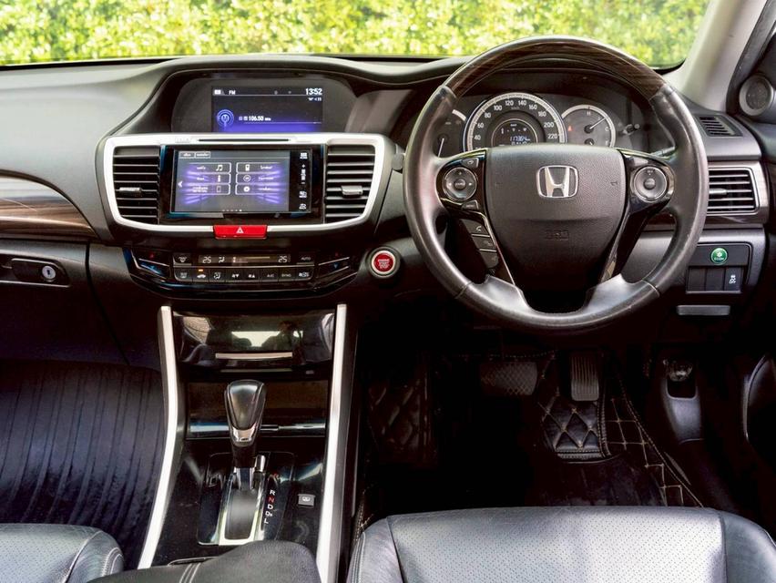 Honda Accord 2.0EL ปี 2016 ✨ #ประกันเครื่องเกียร์3ปี / 30,000 km.✨️ 6
