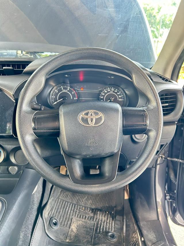 Toyota Revo Diesel Year 2022 16