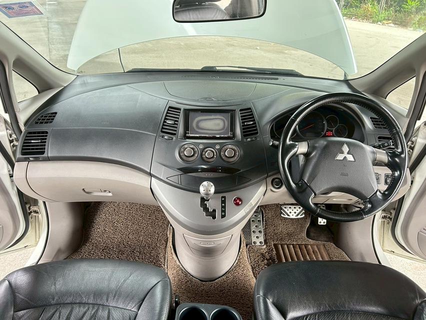 Mitsubishi Space  Wagon 2.4 GLS AT ปี 2011 10