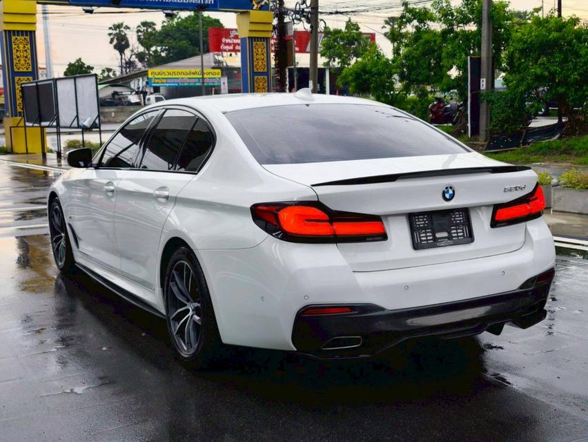รหัสรถ KPV53 2022 BMW 520d M SPORT LCI  15