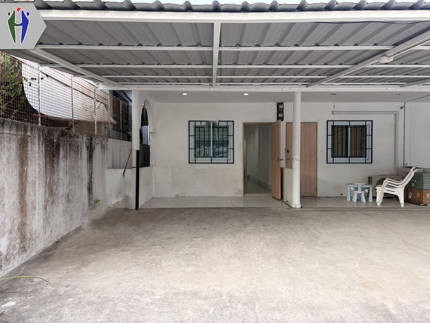 ออฟฟิศ ให้เช่า ใกล้หาดจอมเทียน 9,000 บาท ห้องมุม 2