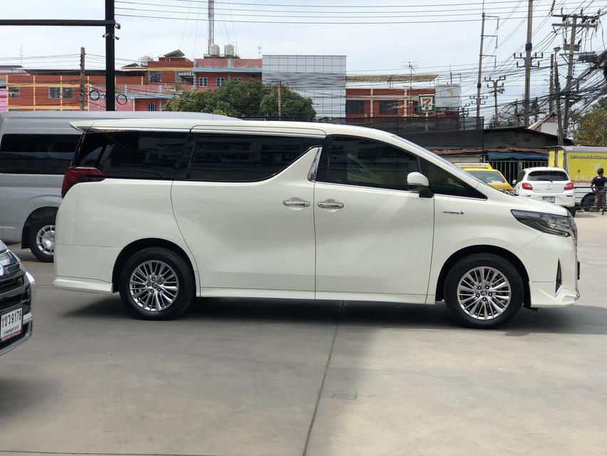 Toyota Alphard 2.5 Hybrid ปี 2019 4