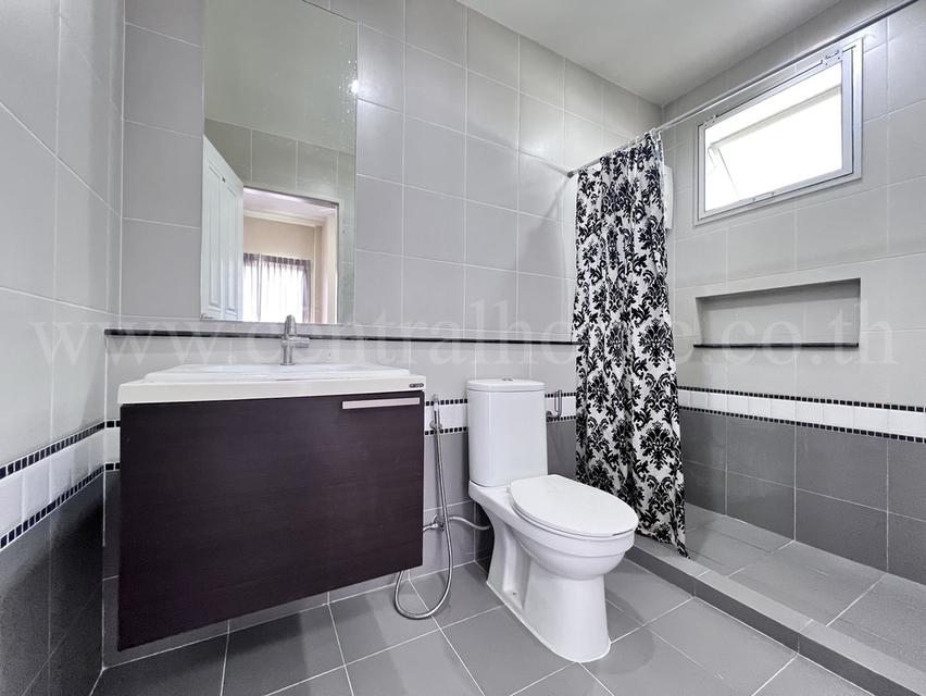 บ้านแฝด พร้อมพัฒน์ พรีวา ถนนปัญญาอินทรา ใกล้ซาฟารีเวิลด์ 9