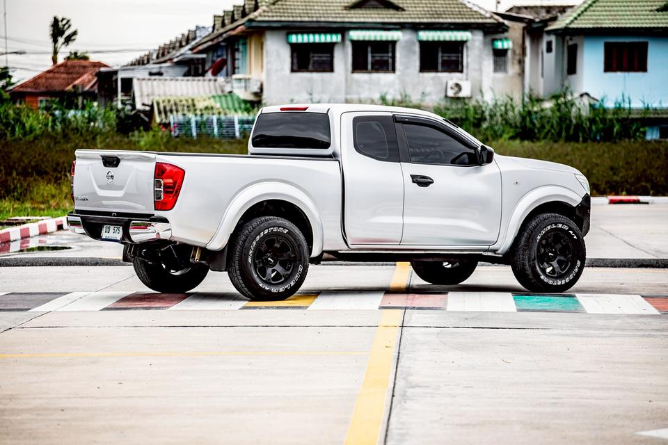 NISSAN NAVARA NP300 2.5 E KING CAB สีเทา ปี 2017 แต่งครบสวยๆ 4
