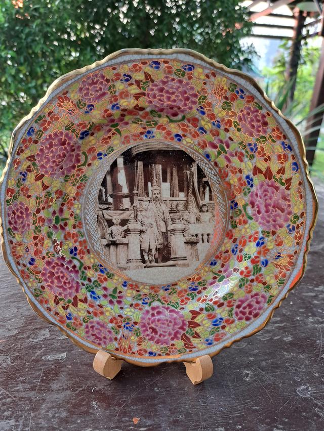 สินค้าหายากจานลงพระฉายาลักษณ์