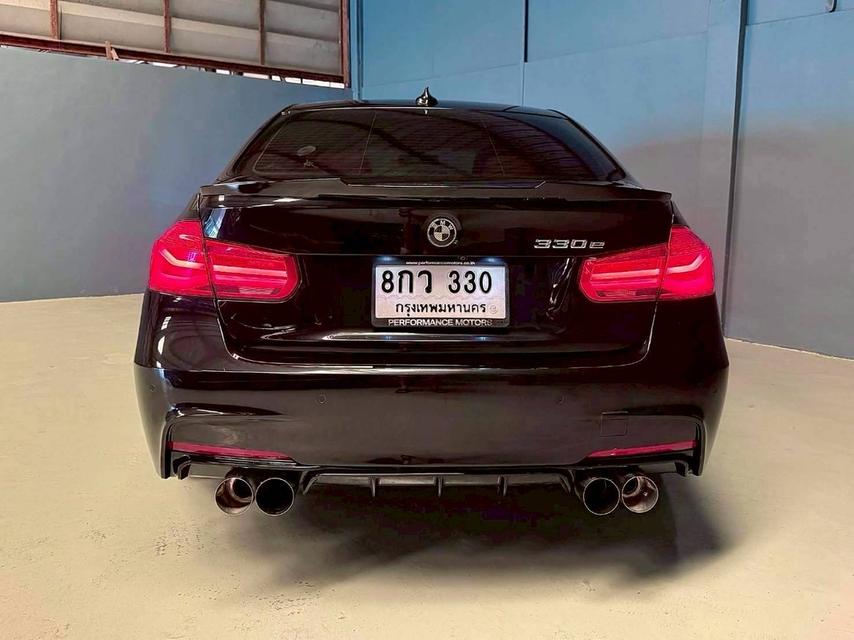 BMW 330e M-Sport (F30) ปี 2017 รูปที่ 5