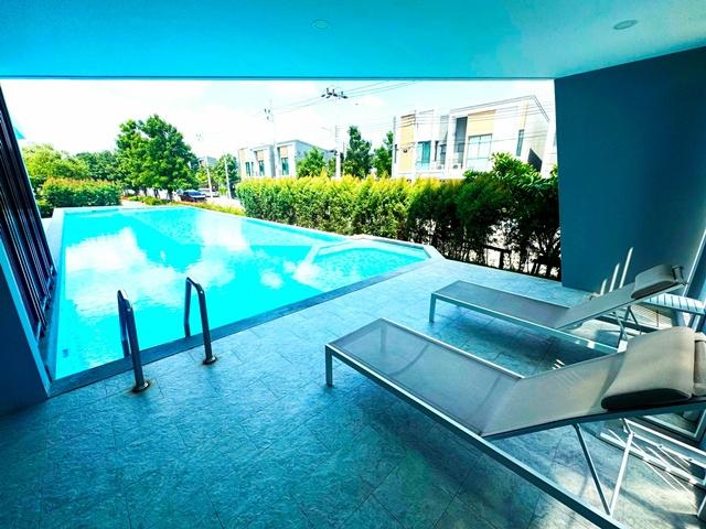 ให้เช่าพรีเมียมทาวน์โฮม 2 ชั้น 18 ตร.วา. 150 ตร.ม. รร.นานาชาติคอนคอร์เดียน 900 ม.แต่งครบจัดเต็มเฟอร์ฯ 3 นอน 2 น้ำ ทำเลดี 1