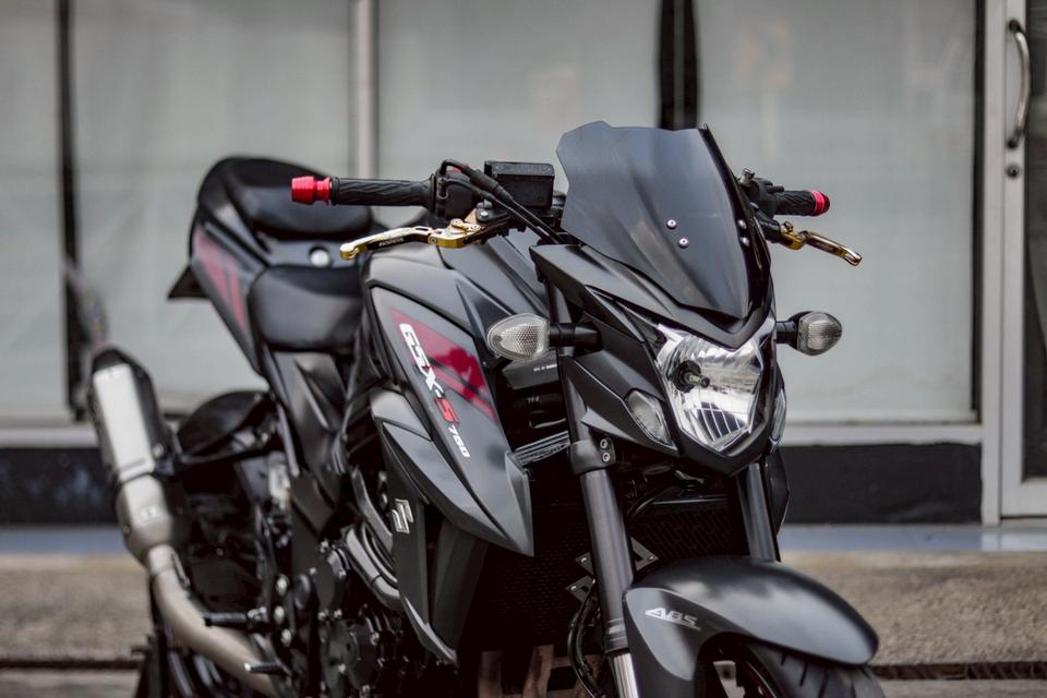 Gsx750 ปี2018 Suzuki สีดำ รูปที่ 6