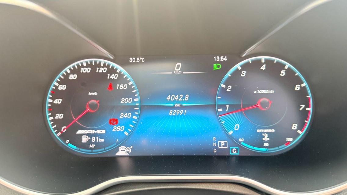 2020 BENZ GLC 43 COUPE 4 Matic สีขาว Milage 82,XXX KM รถสวย ไม่มีอุบัติเหตุ เซอร์วิส ตามระยะ รูปที่ 18