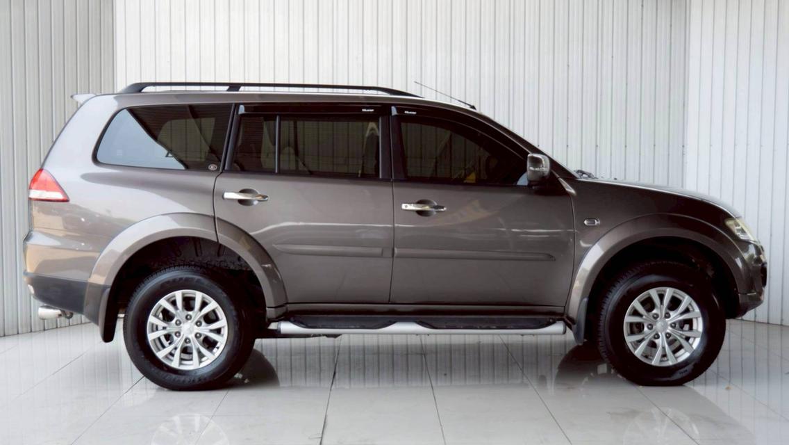 MITSUBISHI PAJERO SPORT 2.5 GT เกียร์AT ปี 2013 สีขาว โฉม ปี08-15 รูปที่ 4