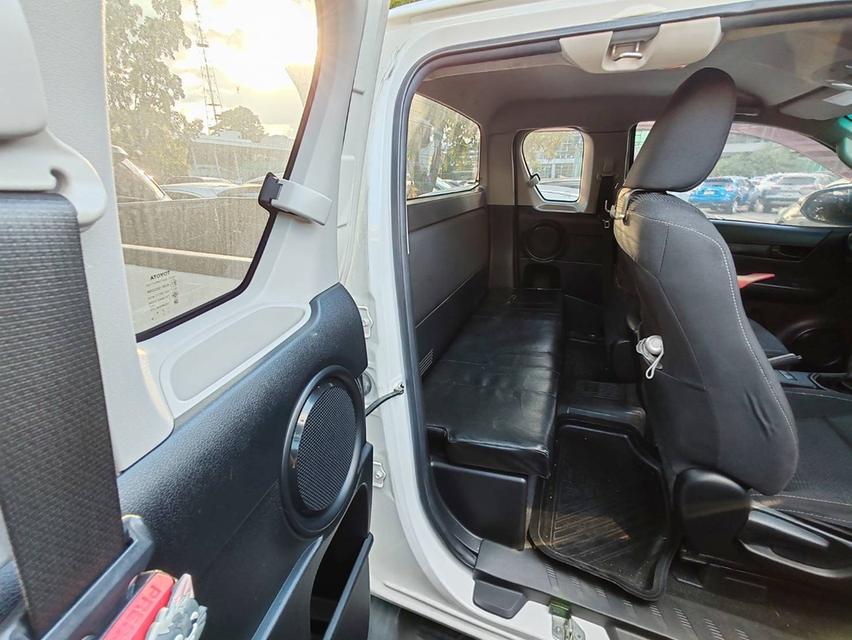 รถกระบะ โตโยต้า รีโว่ รูปที่ 5