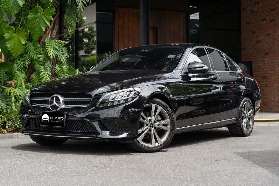 “Mercedes-Benz C220d Avantgarde” ปี2022