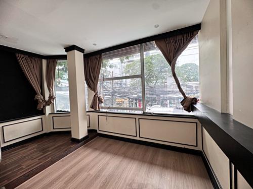 ให้เช่าพื้นที่สุดคุ้ม ซอยทองหล่อ 13 (สุขุมวิท55) ทำเลดีใกล้แหล่งธุรกิจ (N.1806) 5