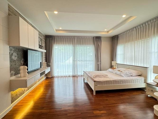 U1398 ให้เช่าบ้านเดี่ยว 2 ชั้น ย้านรามอินทรา จตุโชติ บ้านหลังใหญ่พร้อมสระว่ายน้ำในบ้าน บ้านพร้อมเฟอร์ครบ ทำเลดีเดินทางสะดวกเข้าออกได้หลายทาง 4